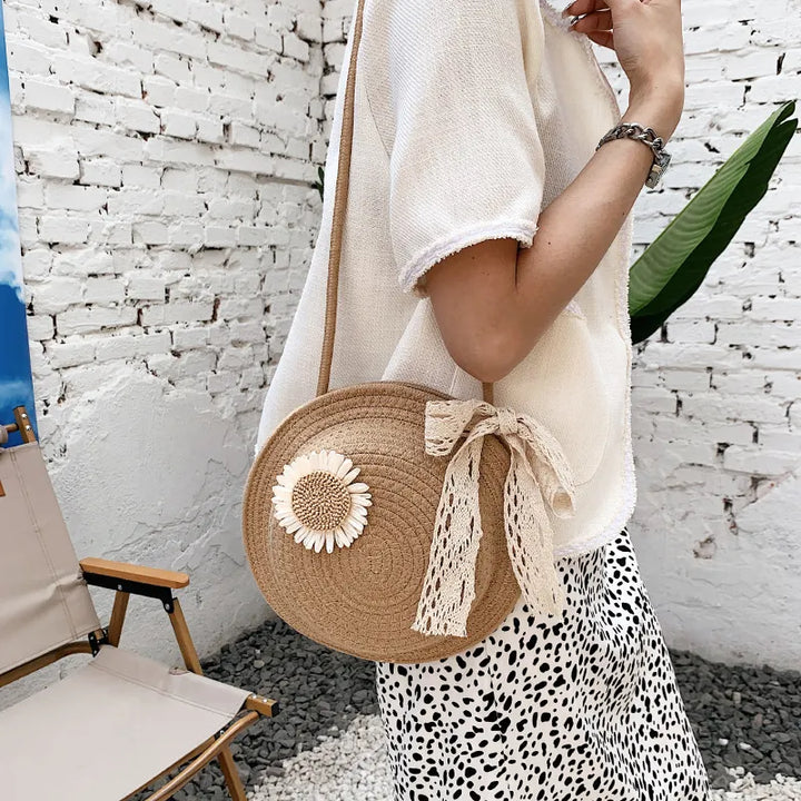 Nord Taschen | Tasche für Damen - Handgefertigte Umhängetasche aus Strohdraht mit verspieltem Blumen-Design