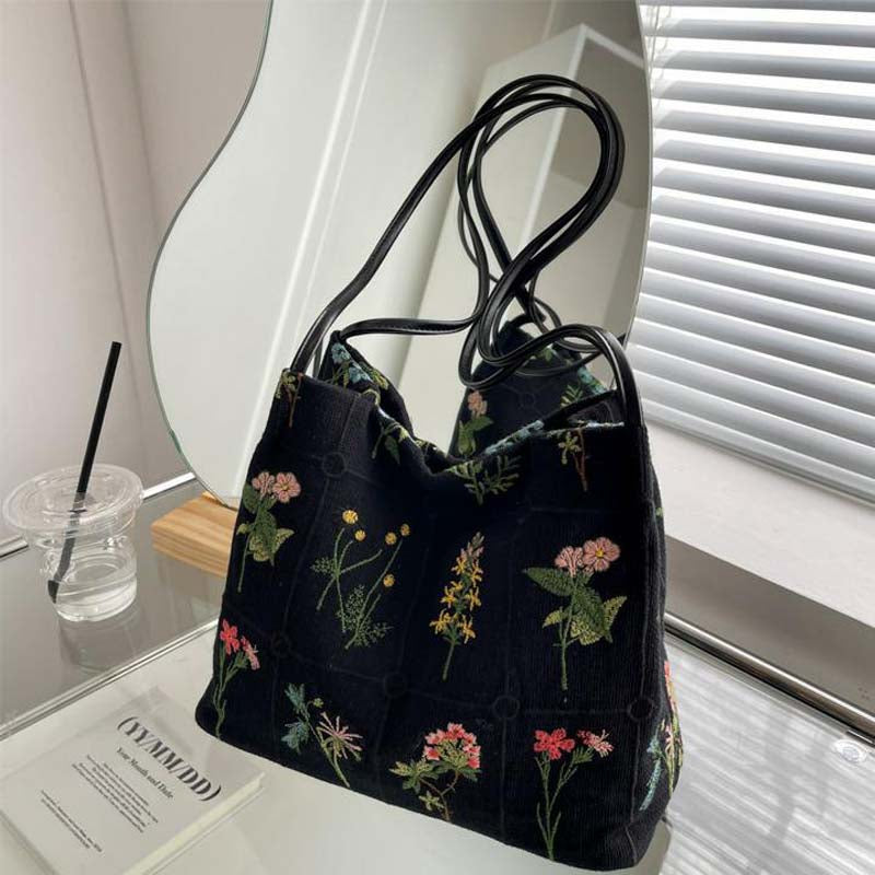 Nord Taschen | Tasche mit Blumenstickerei
