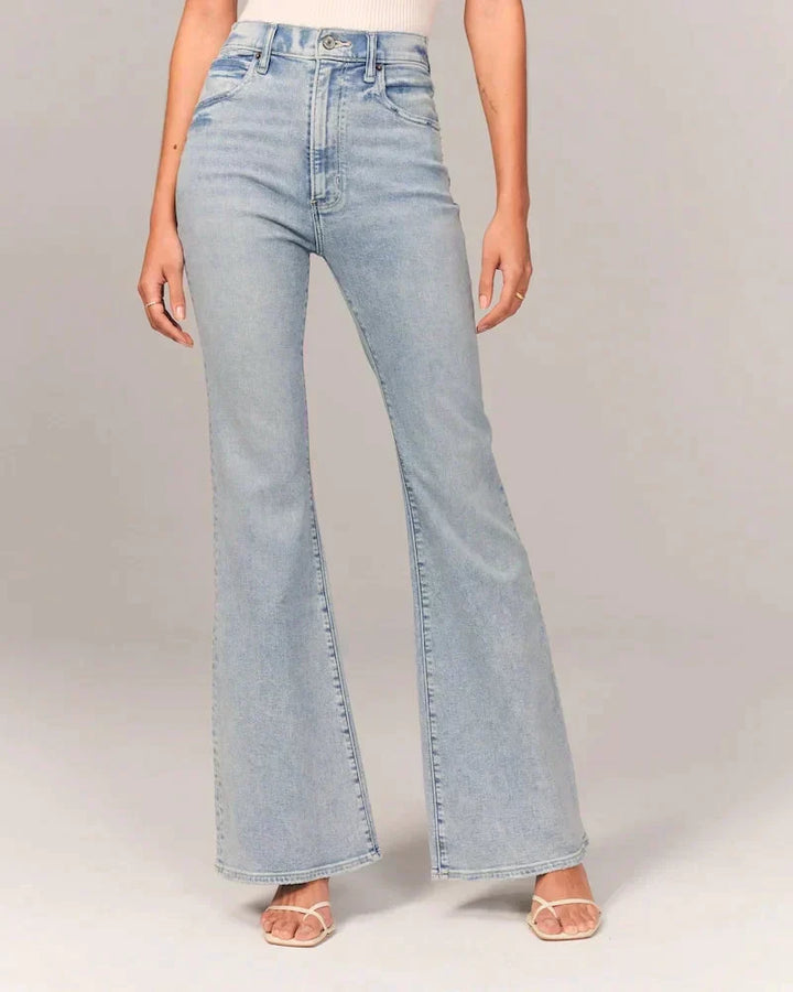 Figurformende Bootcut-Jeans