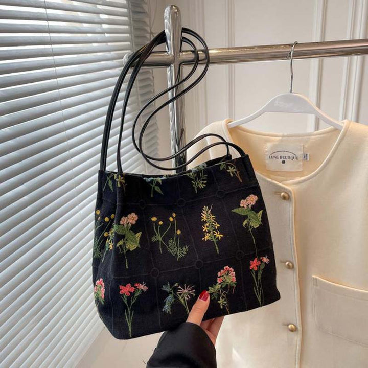 Nord Taschen | Tasche mit Blumenstickerei