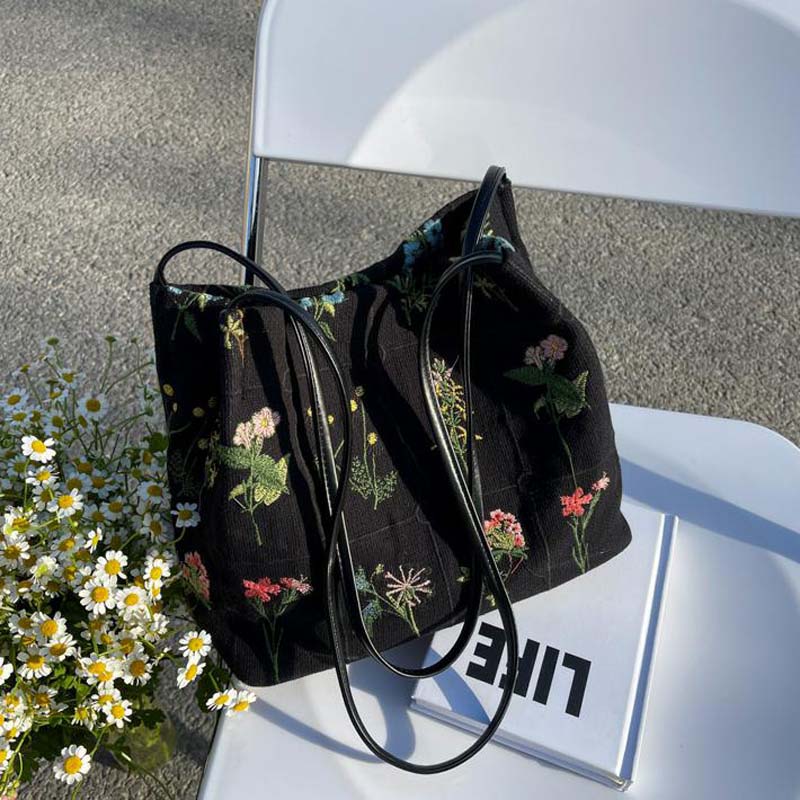 Nord Taschen | Tasche mit Blumenstickerei