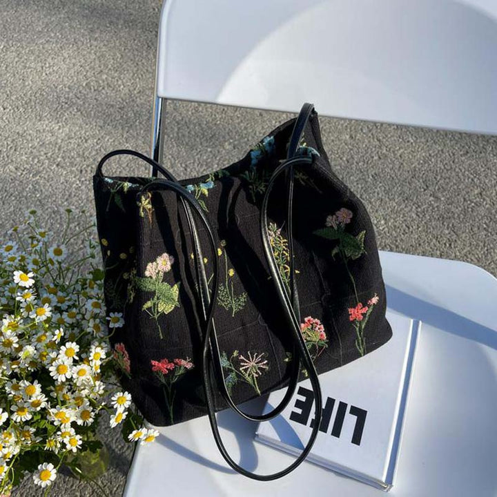 Nord Taschen | Tasche mit Blumenstickerei