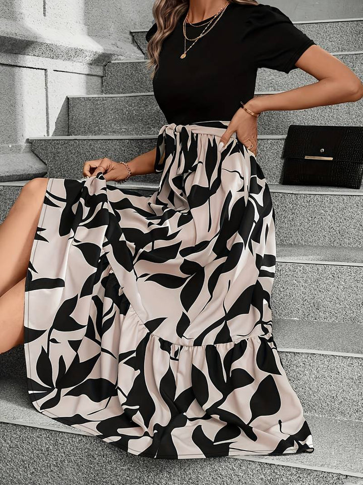 Kleid mit Floralem Druck und Rundhalsausschnitt