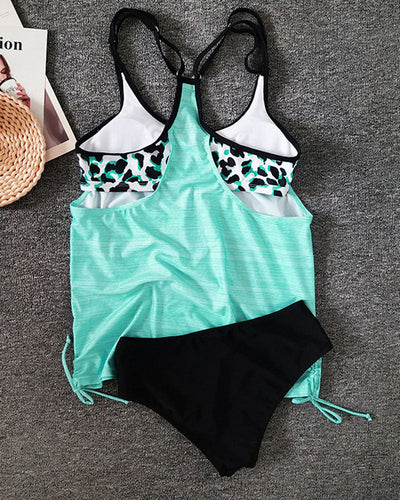 Unifarbenes Tankini mit Leopardenmuster