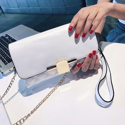 Damen Clutch mit elegantem Kettenverschluss Nord Taschen