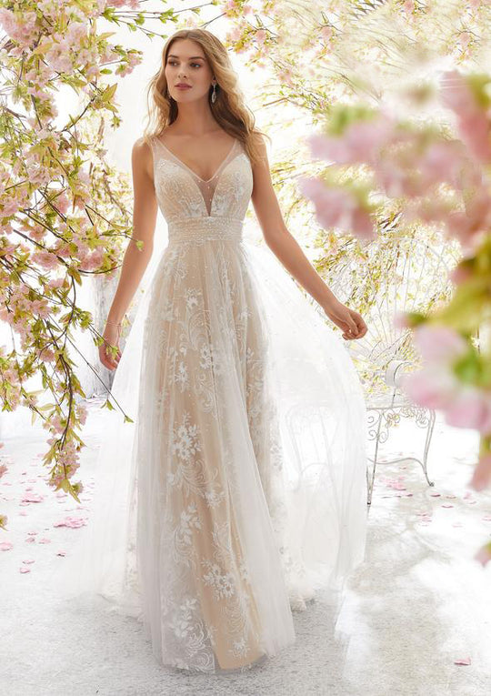 Elegantes Brautkleid für Damen
