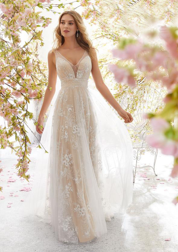Damen Elegantes Tüll Abendkleid mit floralem Design und transparenter Oberfläche