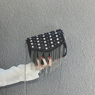 Damen Clutch-Tasche mit funkelnden Strassverzierungen und trendigen Fransen Nord Taschen