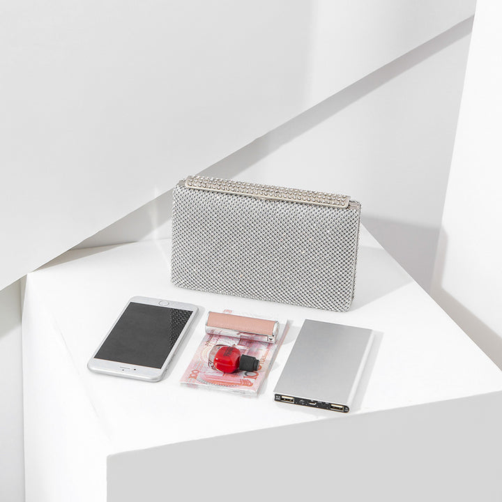 Damen Clutch-Tasche mit funkelnden Applikationen und verstellbarem Kettenriemen Nord Taschen