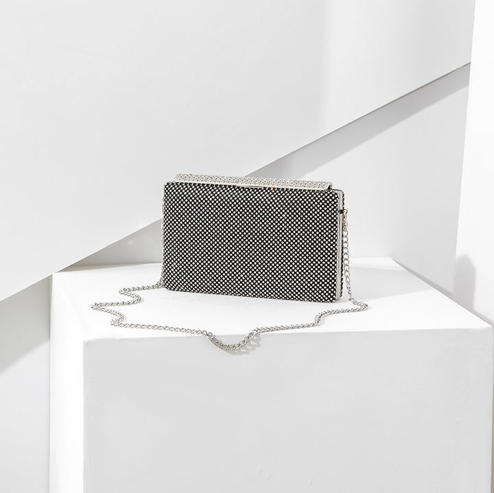 Damen Clutch-Tasche mit funkelnden Applikationen und verstellbarem Kettenriemen Nord Taschen