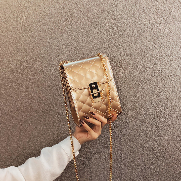 Damen Clutch-Tasche mit schimmernder Steppmuster Nord Taschen
