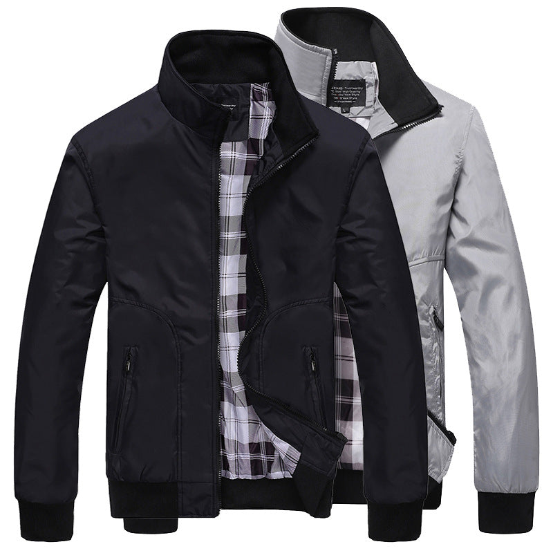 Herren Kurzblouson mit kariertem Innenfutter, Stehkragen und Reißverschlusstaschen Nord Taschen