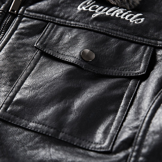 Herren Lederimitatjacke mit Kunstfellkragen und militärischen Abzeichen Nord Taschen