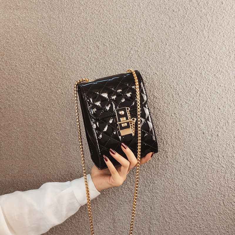 Damen Clutch-Tasche mit schimmernder Steppmuster Nord Taschen