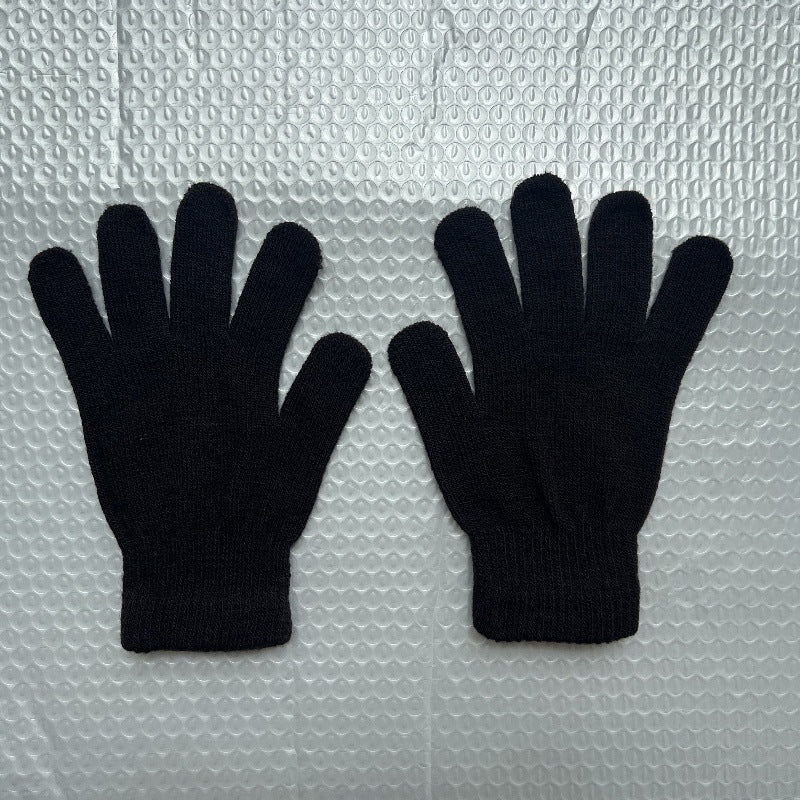 Winter-Set: Gefütterte Strickmütze mit Ohrenschutz und Schal