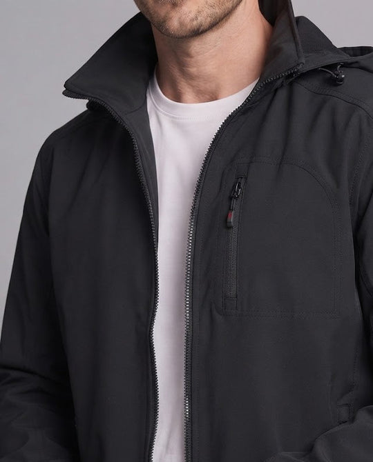 Herren Urban-Outdoor Softshelljacke mit versteckter Kapuze winddicht wasserabweisend Nord Taschen