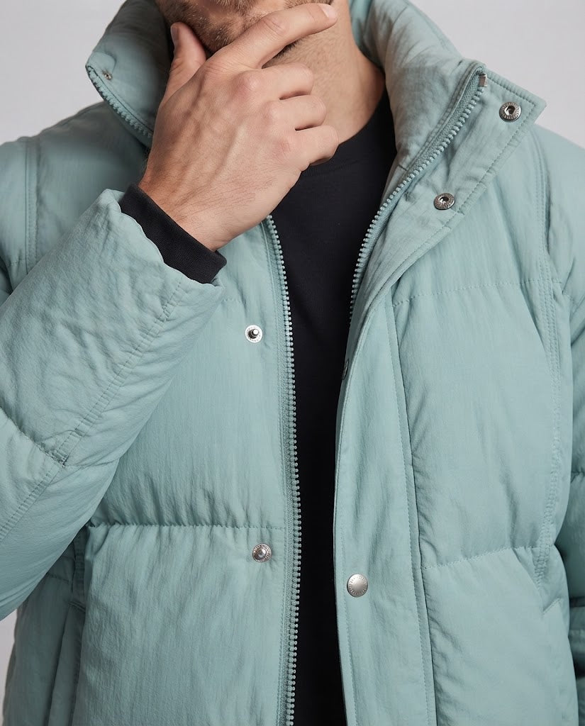 Herren Gesteppte Thermo-Daunenjacke mit Stehkragen und windabweisender Außenlage Nord Taschen