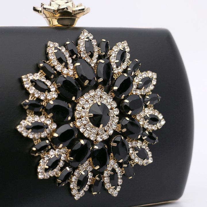 Damen glamouröse Clutch-Tasche mit aufwendigen Strassverzierungen Nord Taschen