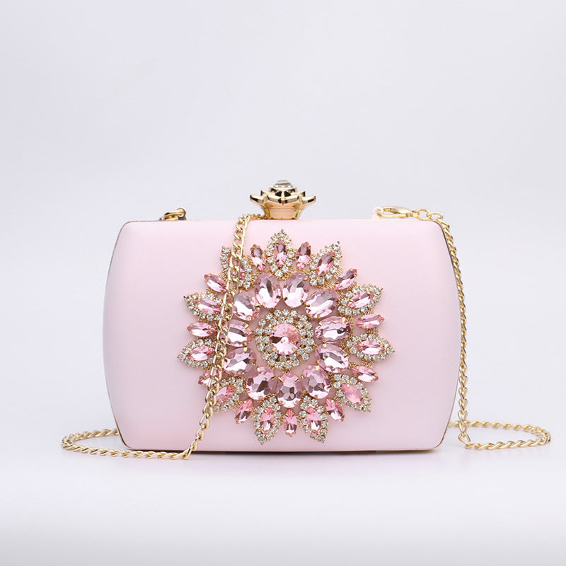 Damen glamouröse Clutch-Tasche mit aufwendigen Strassverzierungen Nord Taschen