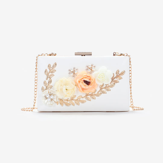 Damen Clutch-Tasche mit Blumenapplikationen und eleganten Details Nord Taschen