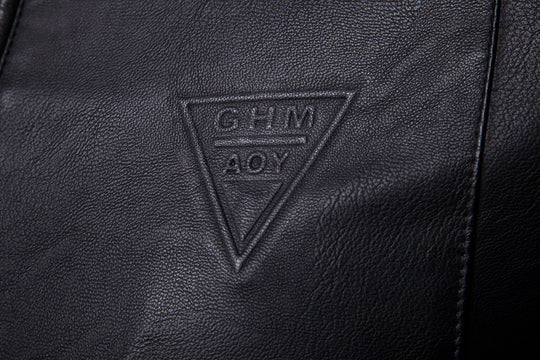 Herren schlanker Kunstleder-Blouson im Racer‑Look mit Stehkragen und verdecktem Reißverschluss Nord Taschen
