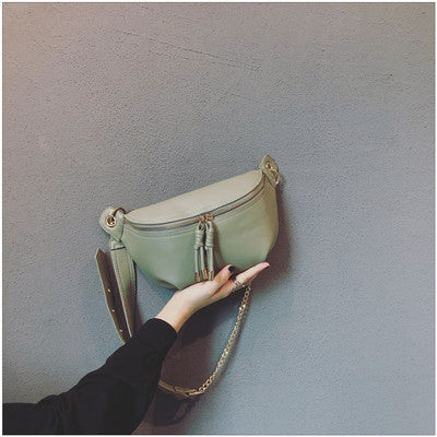 Damen Umhängetasche mit luxuriösem Kettenriemen und praktischen Fächern Nord Taschen