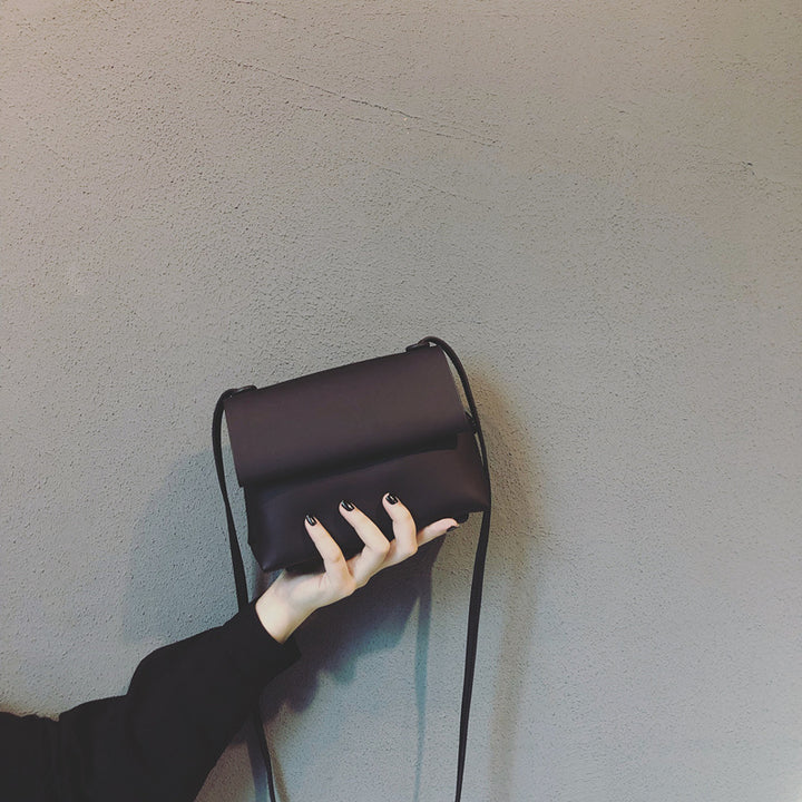 Damen Schultertasche mit funktionalem Klappdesign Nord Taschen