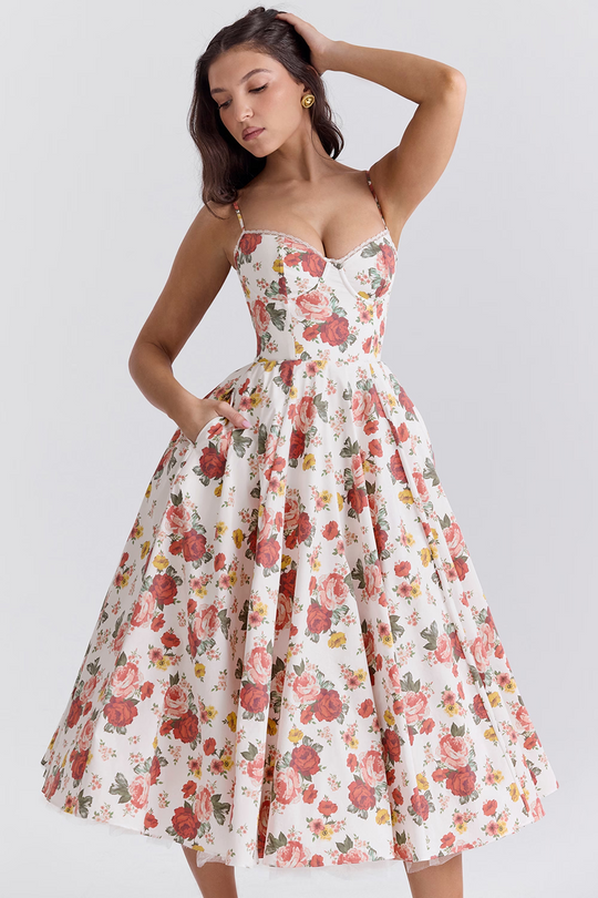 Luxuriös Ausgestellte Kleid mit Spaghettiträgern für Frauen Hochzeit, Braut und Fest Kasana