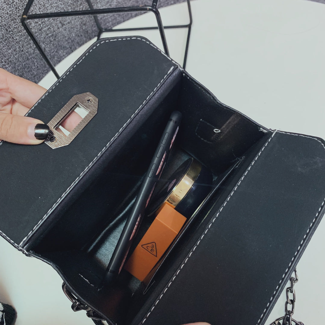 Damen Clutch-Tasche mit praktischen Fächern und strapazierfähigem Material Nord Taschen