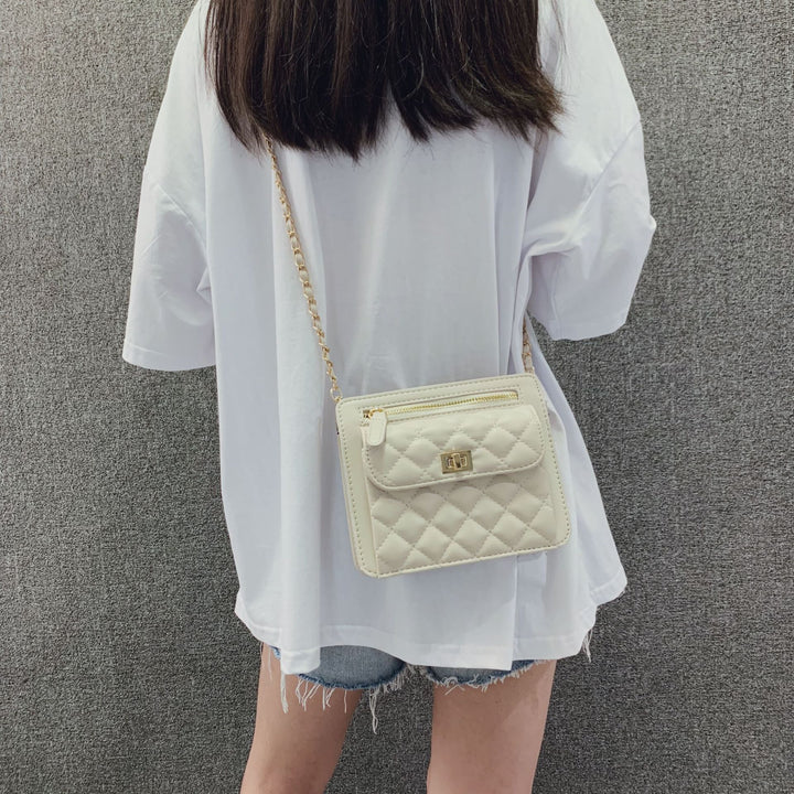 Damen Clutch-Tasche mit eleganter Steppoptik und goldenen Details Nord Taschen