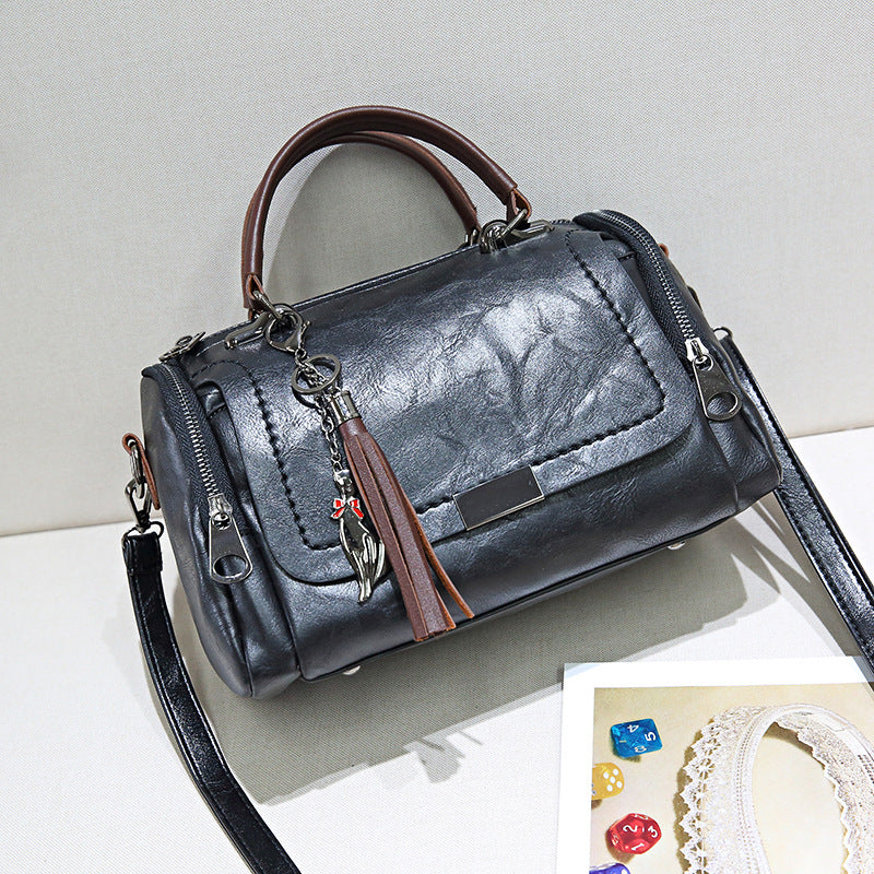 Damen modische Handtasche mit einzigartigem Katzenanhänger Nord Taschen