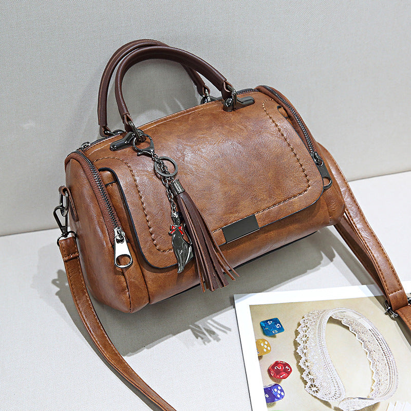 Damen modische Handtasche mit einzigartigem Katzenanhänger Nord Taschen
