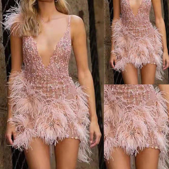 Damen Glamouröses Paillettenkleid mit Federapplikationen