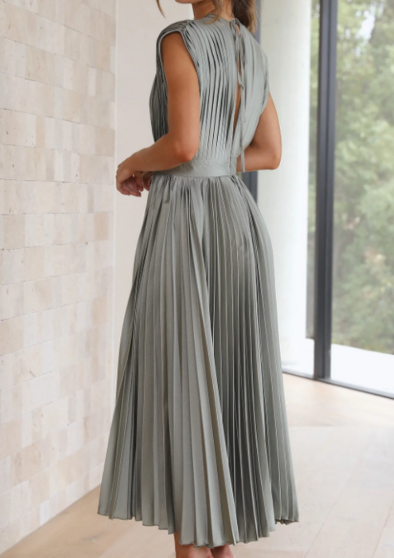 Elegantes Maxikleid Aus Leichtem Stoff - Arvani