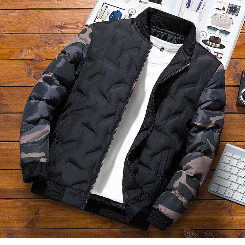 Herren Gesteppte Bomberjacke mit Camouflage-Ärmeln und Rippbündchen Nord Taschen