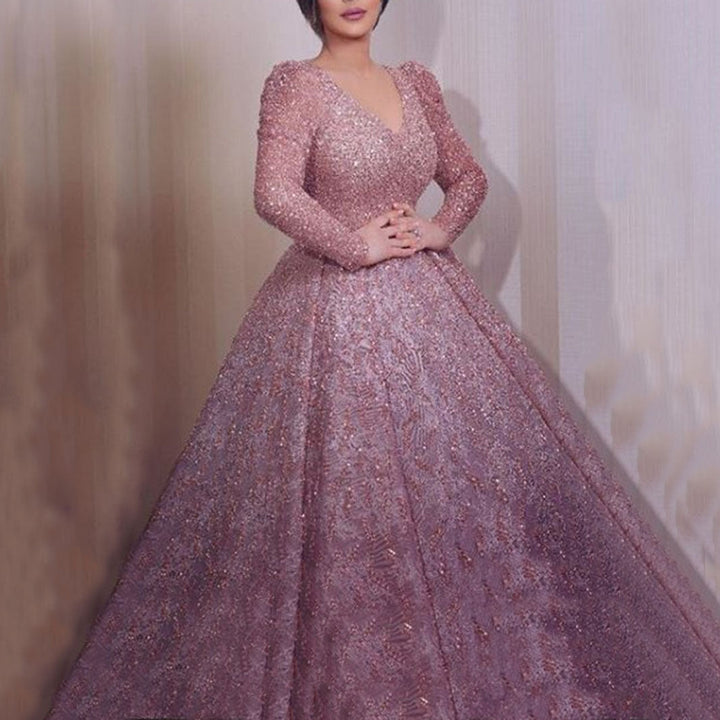 Damen Glamouröses Abendkleid mit funkelnden Applikationen und schwingendem Rock