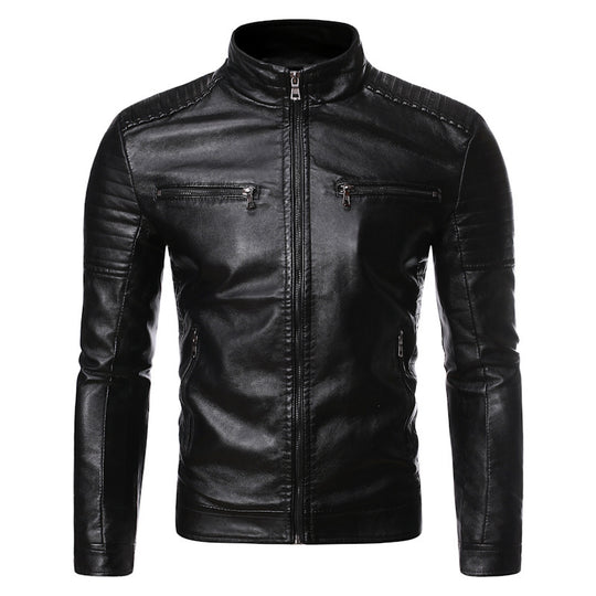 Herren taillierter Moto-Blouson aus weicher Lederoptik mit ergonomischer Schultersteppung und verdeckten Reißverschlüssen Nord Taschen