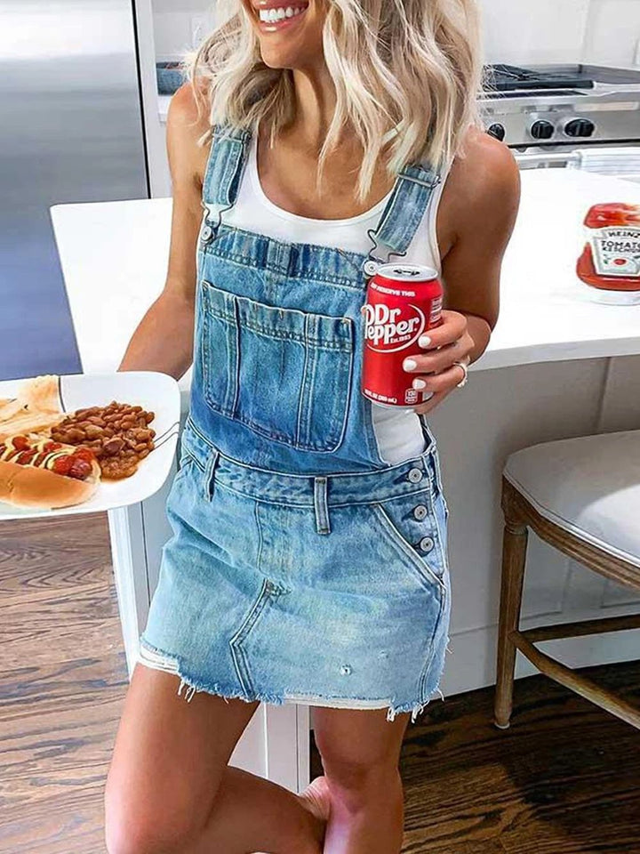Damen Latzkleid aus hochwertigen Denim mit stylischen Knopfdetails