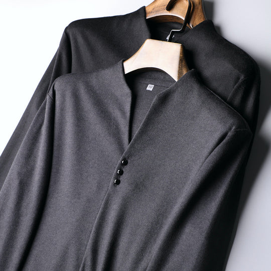 Herren Leichtes Feinstrick-Longsleeve mit verdeckter Knopfleiste und Stehkragen Nord Taschen