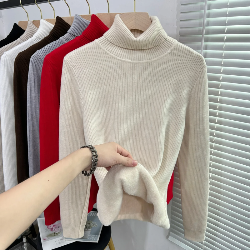 Gerippter Damen-Rollkragenpullover, gefüttert