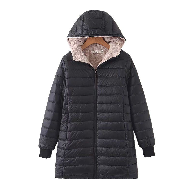Gefütterter Damen-Wintermantel mit Kapuze und Lammfell-Optik