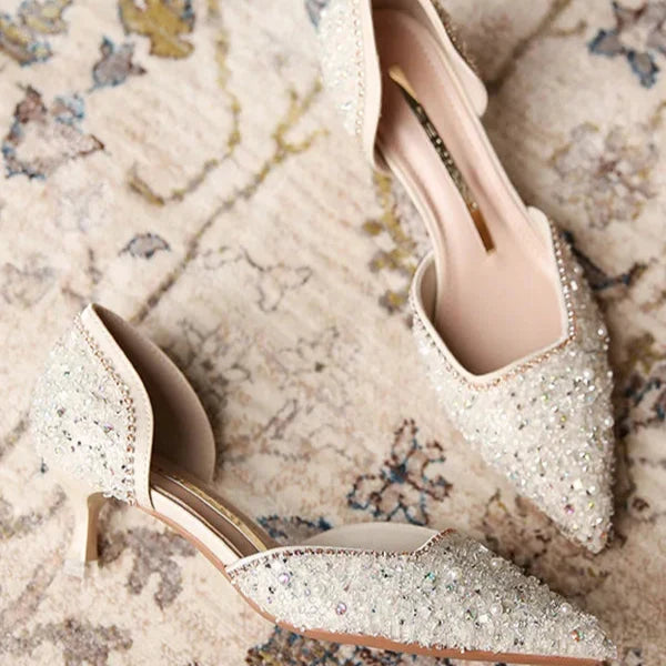 Stilvolle Schuhe mit Spitzer Zehe und Mittlerem Absatz mit Glitzeroberfläche