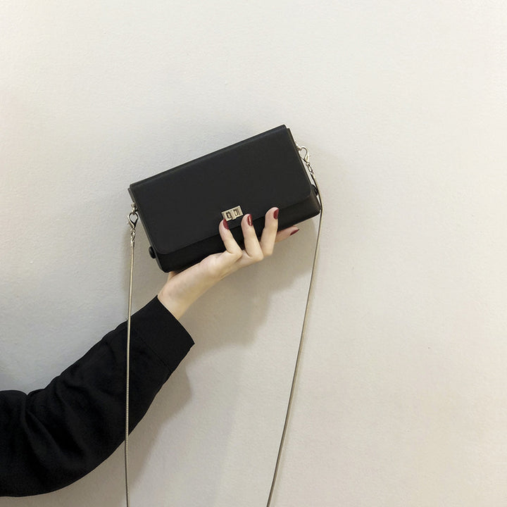 Damen Clutch-Tasche mit elegantem Klappenverschluss und innovativem Design Nord Taschen
