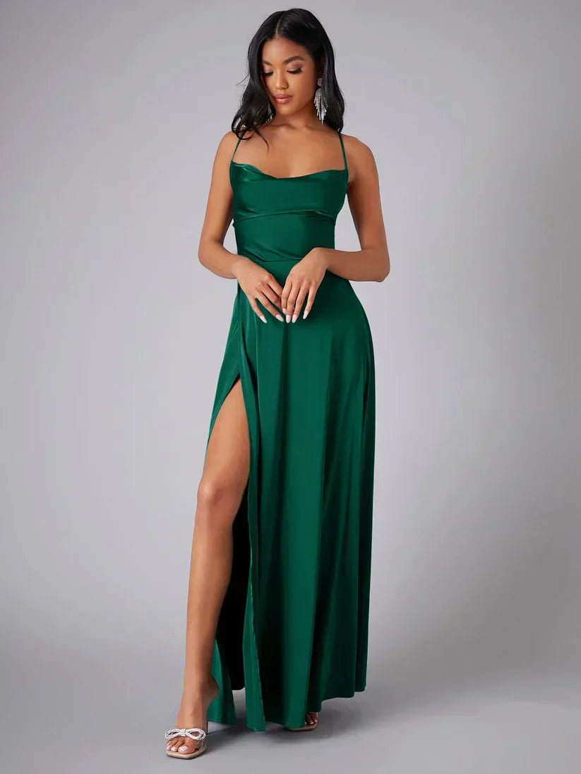Elegantes Maxikleid Aus Satin