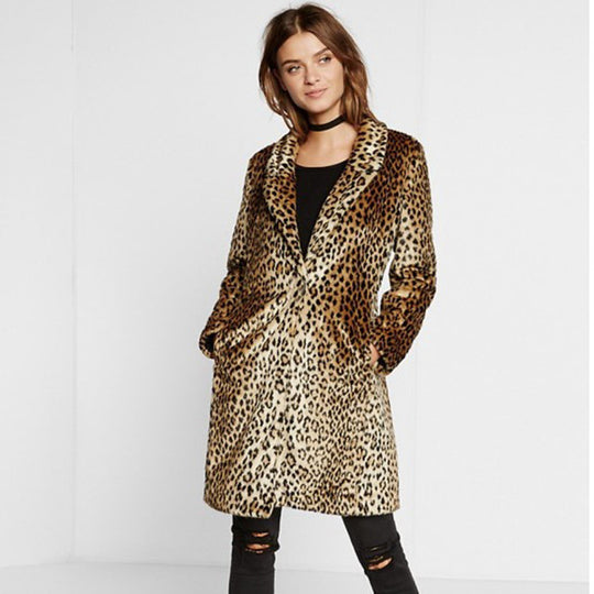 Damen Midilanger Faux‑Fur‑Mantel im Leopardenprint mit Reverskragen und Eingrifftaschen Nord Taschen