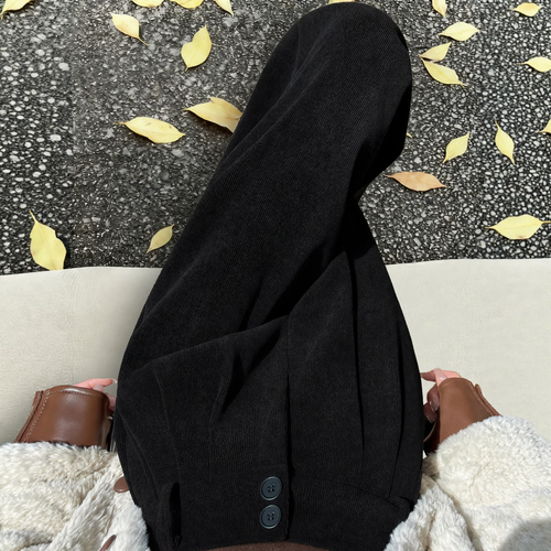 Gefütterte Damen-Cordhose in gerader Passform