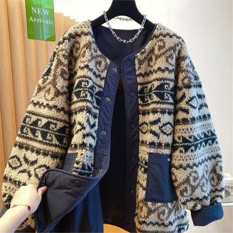 Wendbare Jacke mit Lammfell-Optik
