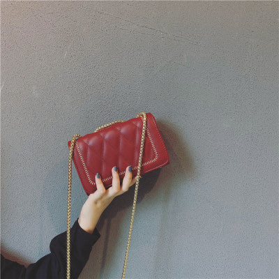 Damen Clutch-Tasche mit luxuriöser Steppung und eleganter Kettenapplikation Nord Taschen