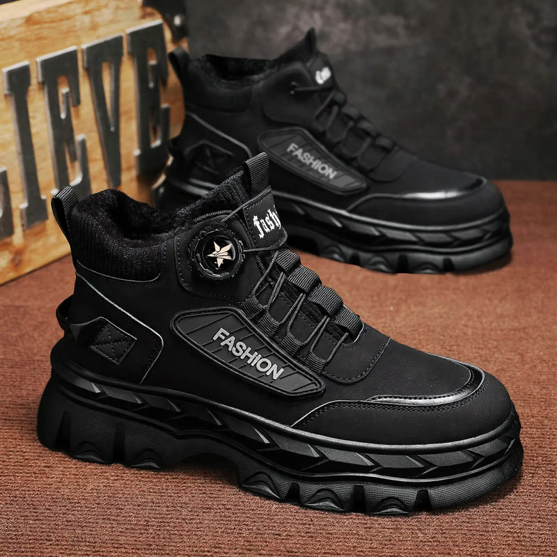 Gefütterte Herren-Stiefel mit Drehverschluss