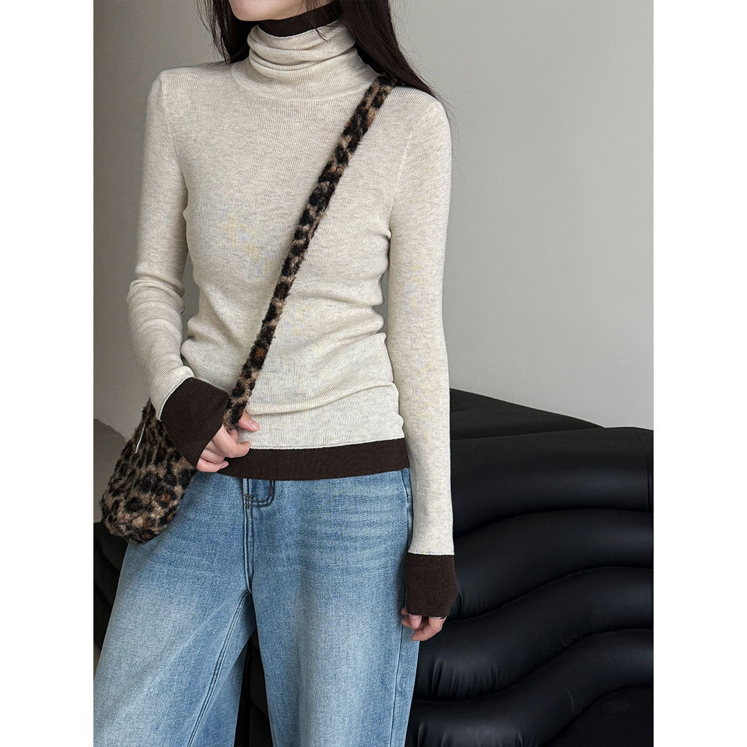 Damen-Strickpullover mit Stehkragen und Kontrastdetails